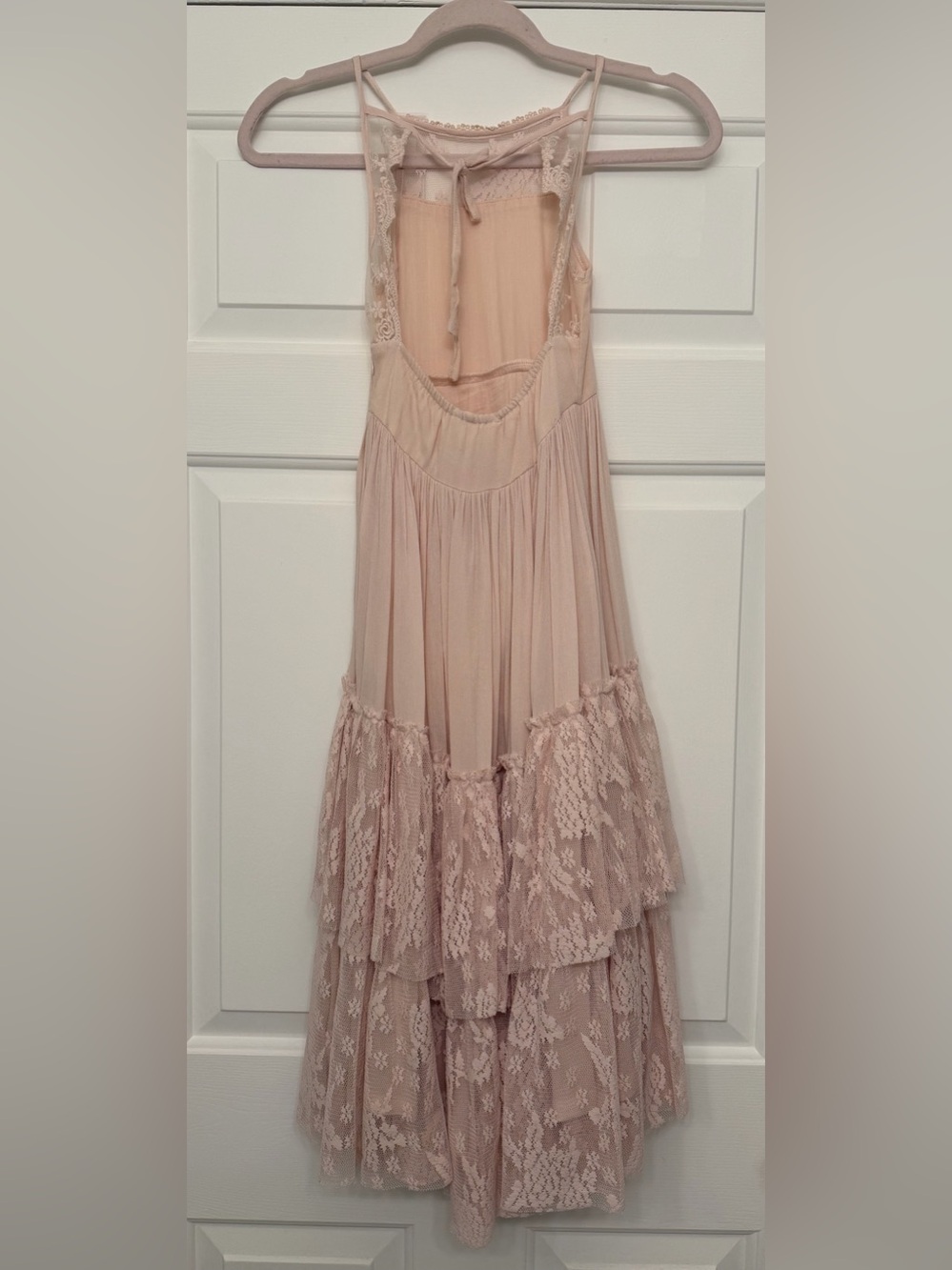 Joyfolie Catrin Dusty Blush Lace Tiered Halter Dress - Picture 5 of 5